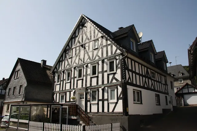 Dom Gniewomirowice